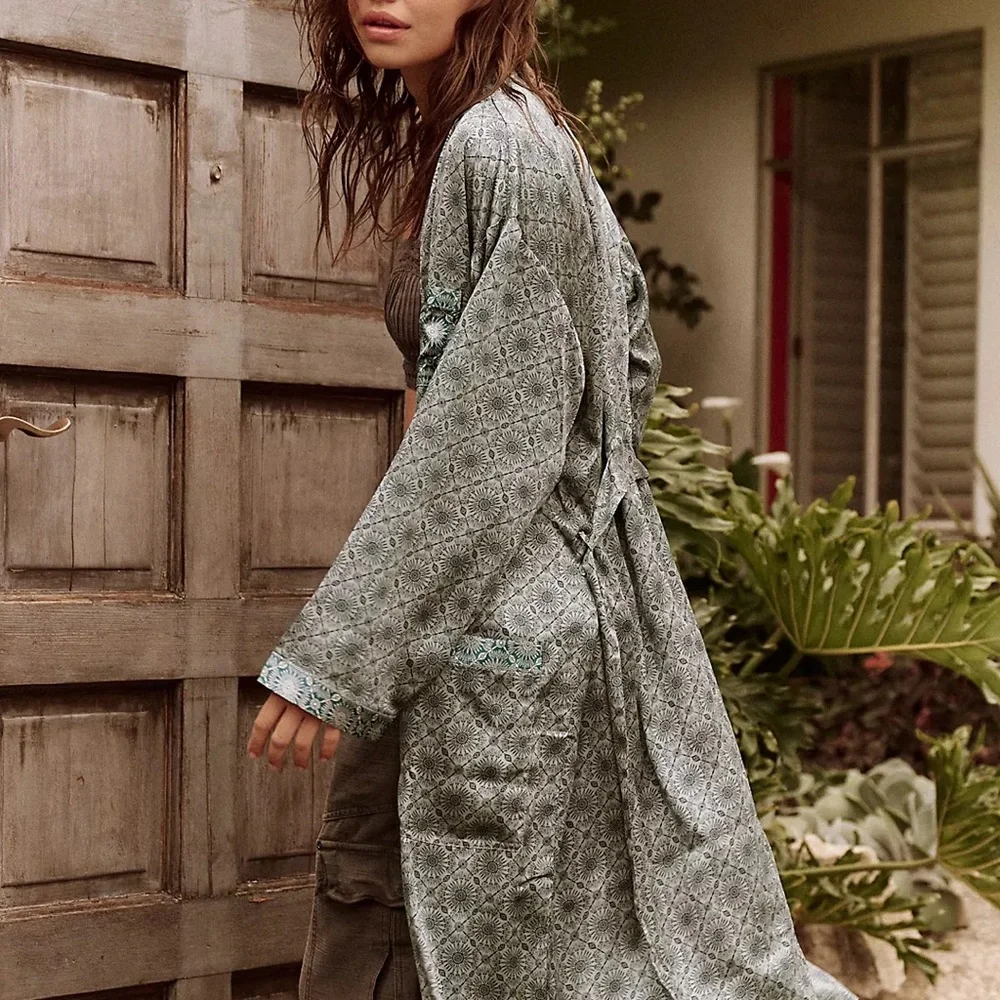 NEW NWT Free People Intimately Oasis House Robe - Picture 2 of 13